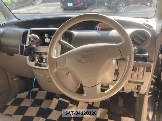 Daihatsu TANTO 2011-07 7394457-12