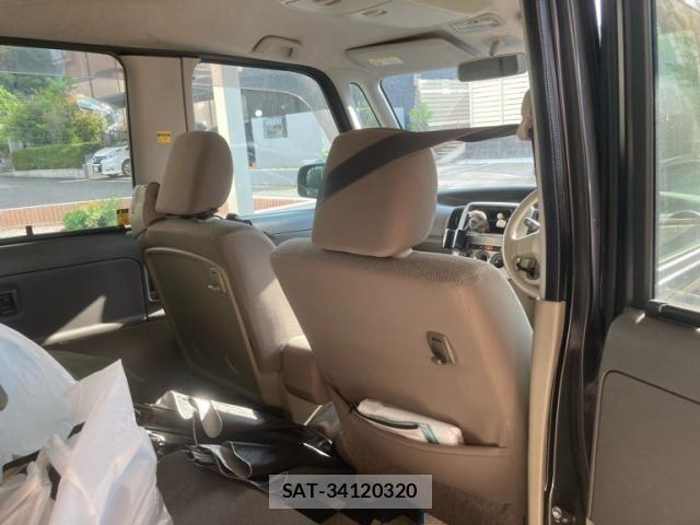 Daihatsu TANTO 2011-07 7394457-16