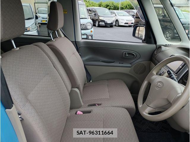 Daihatsu TANTO 2012-04 7393807-9