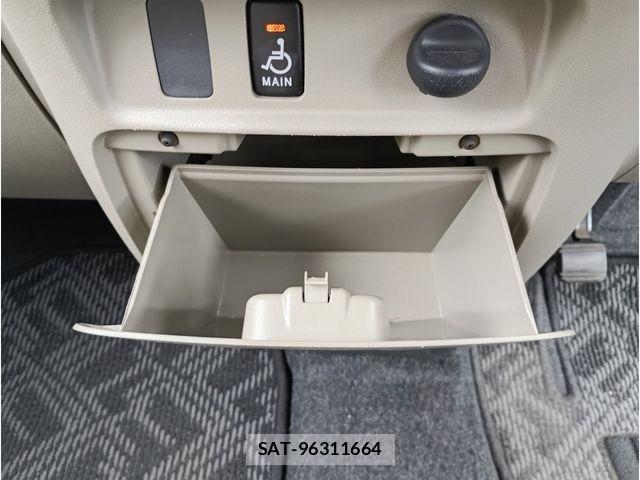 Daihatsu TANTO 2012-04 7393807-13