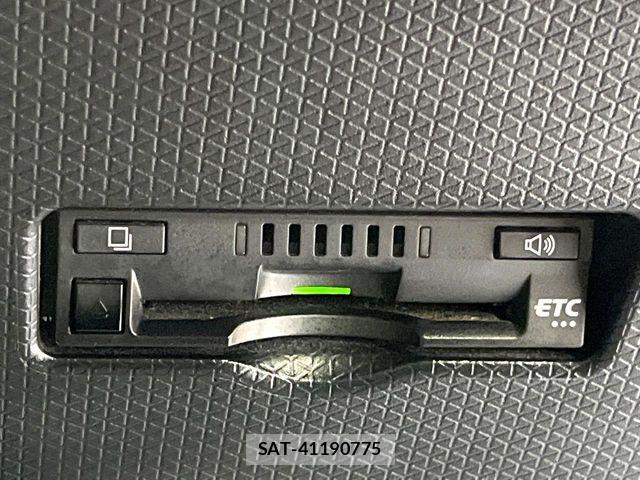 Daihatsu TANTO 2021-11 7394427-6