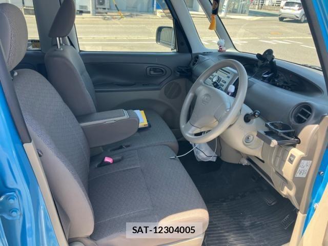 Daihatsu TANTO 2011-05 7394459-14