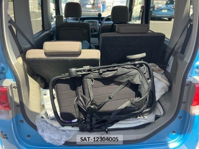 Daihatsu TANTO 2011-05 7394459-5