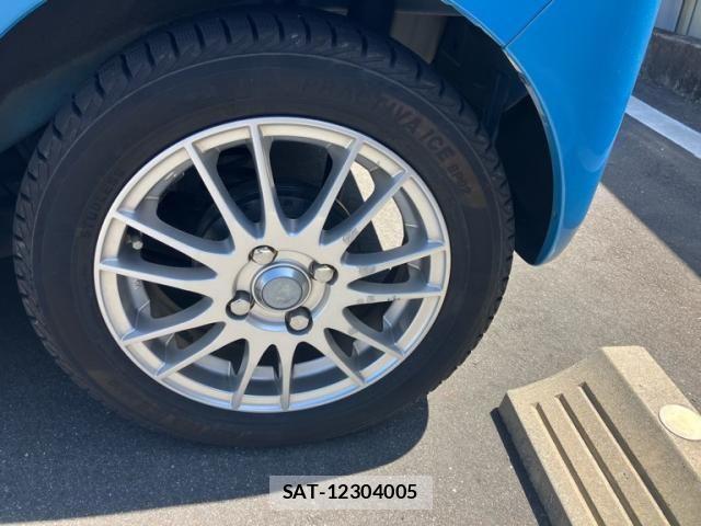 Daihatsu TANTO 2011-05 7394459-8