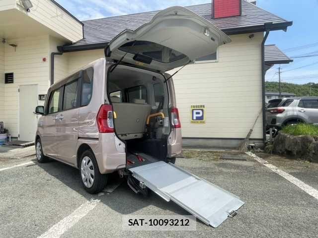 Daihatsu TANTO 2016-01 7394436-0