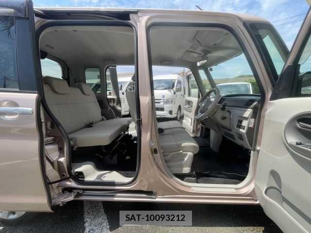 Daihatsu TANTO 2016-01 7394436-18
