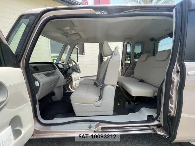 Daihatsu TANTO 2016-01 7394436-19