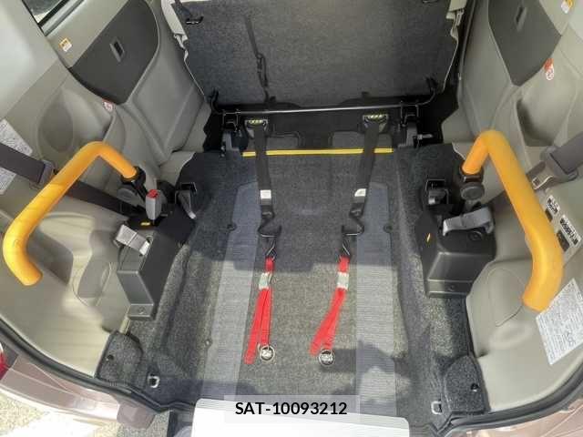 Daihatsu TANTO 2016-01 7394436-3