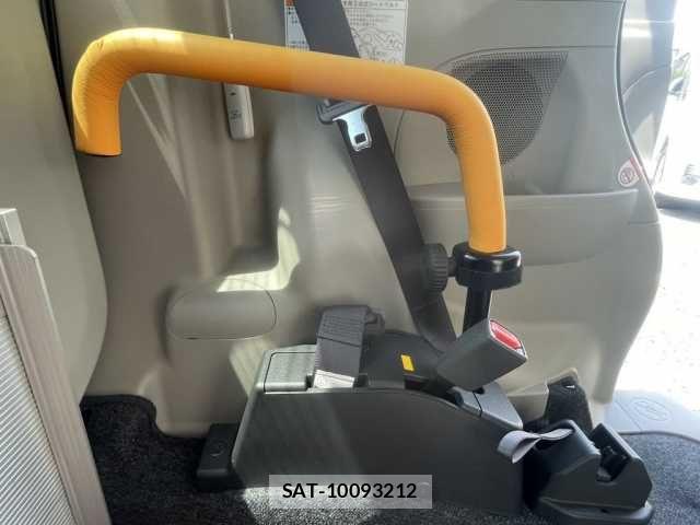 Daihatsu TANTO 2016-01 7394436-6