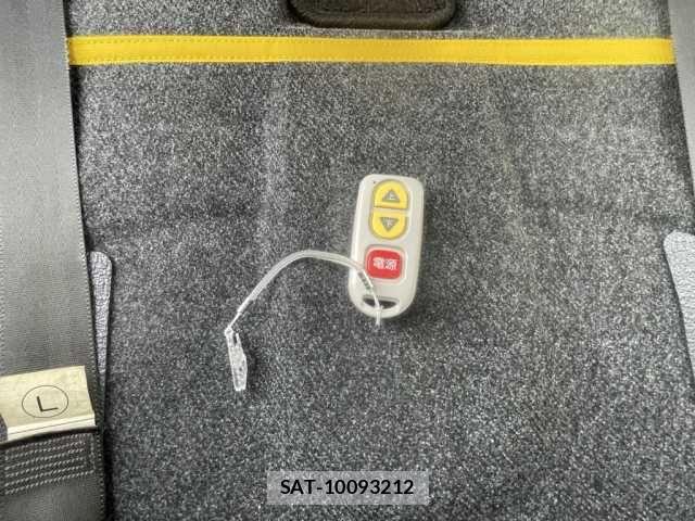 Daihatsu TANTO 2016-01 7394436-8
