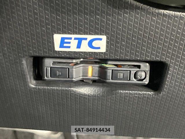 Daihatsu TANTO 2021-10 7394426-5