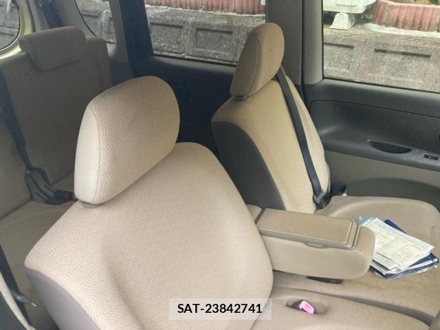 Daihatsu TANTO 2009-07 7458326-13