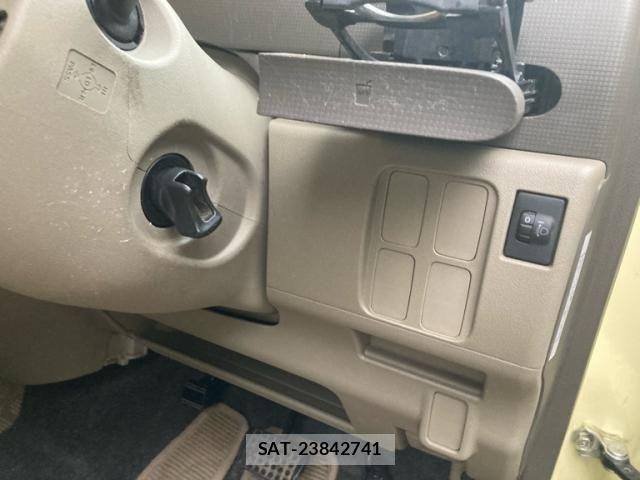 Daihatsu TANTO 2009-07 7458326-15