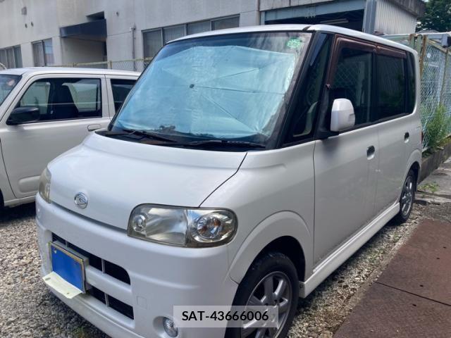 Daihatsu TANTO 2007-06 7458319-4