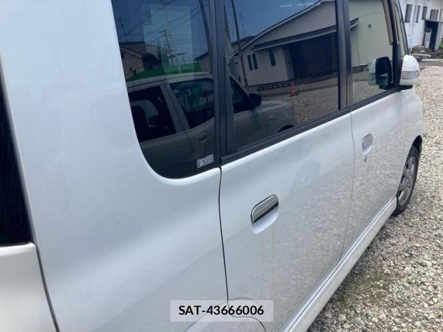 Daihatsu TANTO 2007-06 7458319-7