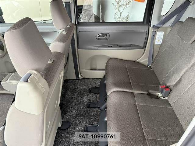 Daihatsu TANTO 2011-12 7458305-18