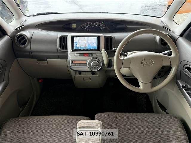 Daihatsu TANTO 2011-12 7458305-1