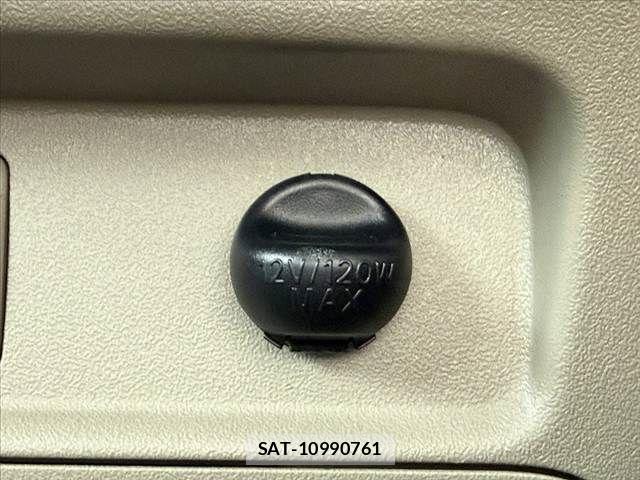 Daihatsu TANTO 2011-12 7458305-24
