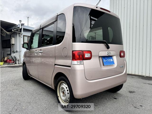 Daihatsu TANTO 2011-07 7458312-2