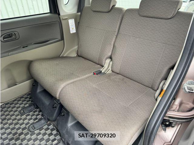 Daihatsu TANTO 2011-07 7458312-4