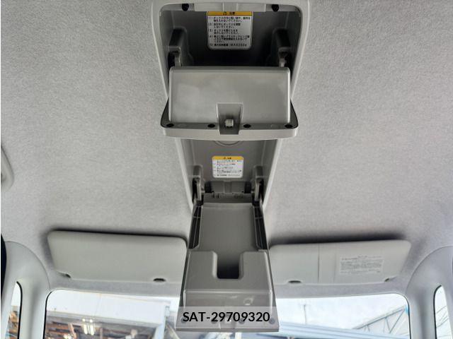 Daihatsu TANTO 2011-07 7458312-8