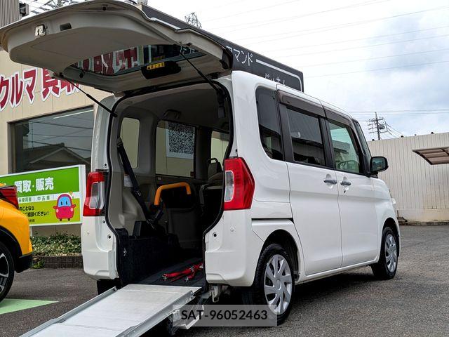Daihatsu TANTO 2017-05 7458293-0
