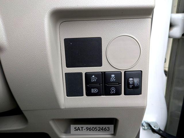 Daihatsu TANTO 2017-05 7458293-28