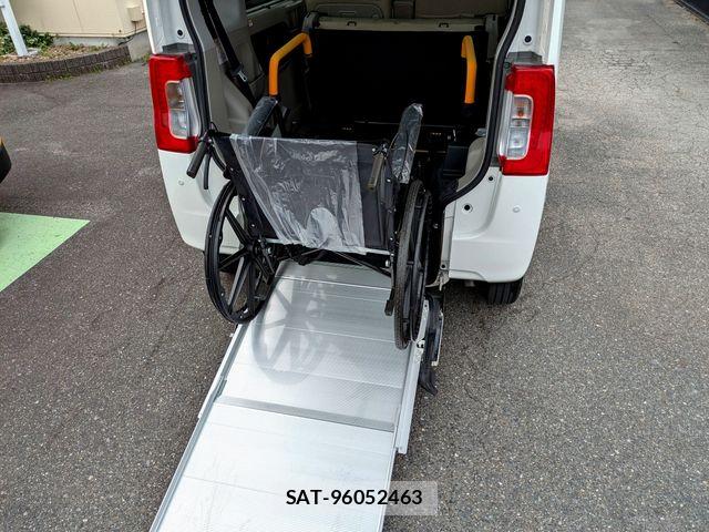 Daihatsu TANTO 2017-05 7458293-3