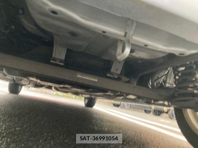 Daihatsu TANTO 2013-06 7458300-13