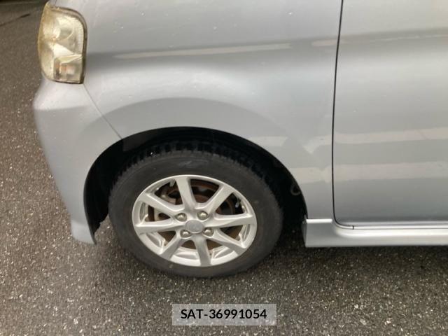 Daihatsu TANTO 2013-06 7458300-8