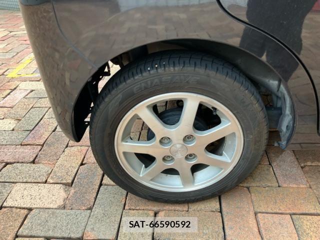 Daihatsu TANTO 2012-02 7458314-6