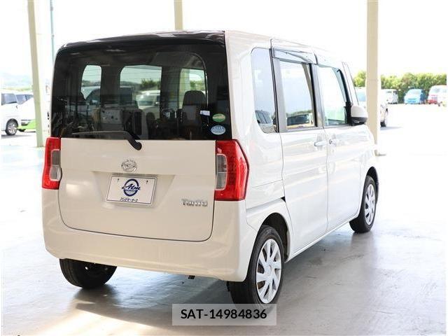 Daihatsu TANTO 2017-03 7458297-4