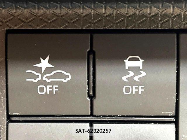 Daihatsu TANTO 2020-09 7458283-5