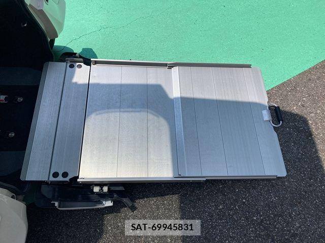 Daihatsu TANTO 2021-04 7458280-5