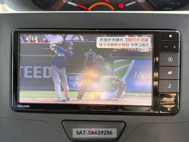 Daihatsu TANTO 2019-05 7458298-17