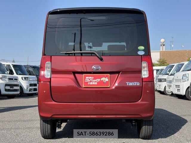 Daihatsu TANTO 2019-05 7458298-6