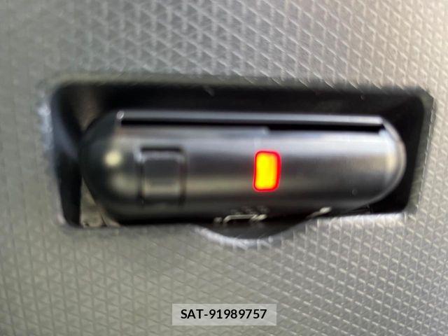 Daihatsu TANTO 2023-02 7458278-4
