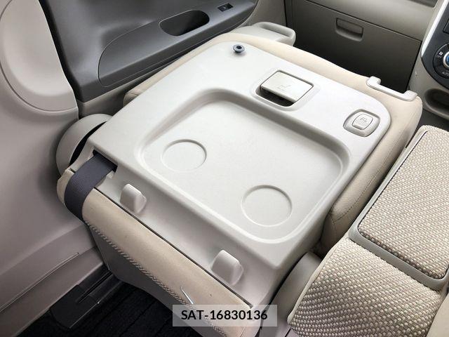 Daihatsu TANTO 2014-01 7458301-27
