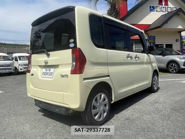 Daihatsu TANTO 2015-03 7458287-9