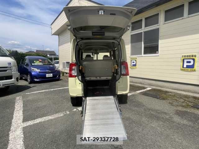 Daihatsu TANTO 2015-03 7458287-1