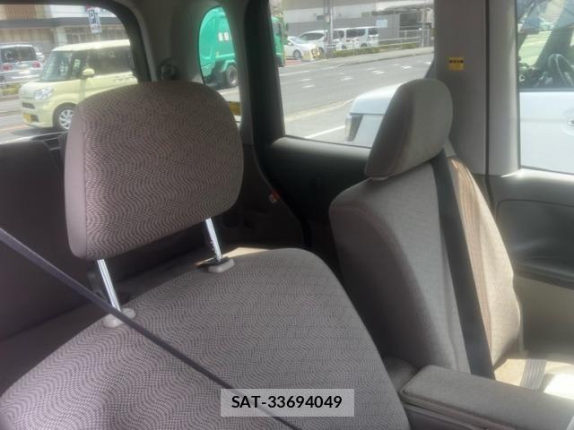 Daihatsu TANTO 2010-03 7458320-8
