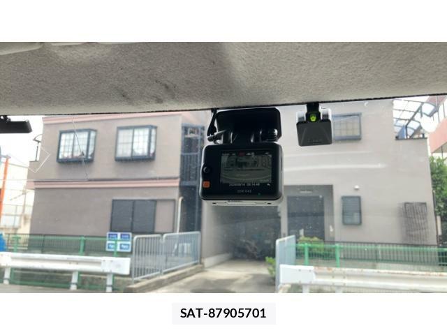 Daihatsu TANTO 2011-07 7458323-16