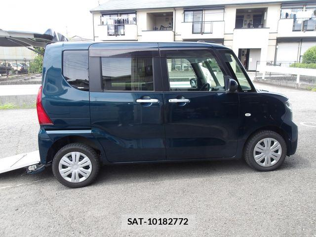 Daihatsu TANTO 2021-09 7510224-3