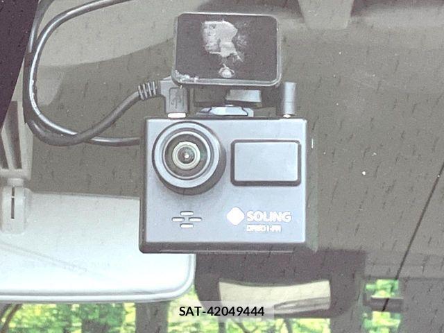 Daihatsu TANTO 2019-04 7510225-6