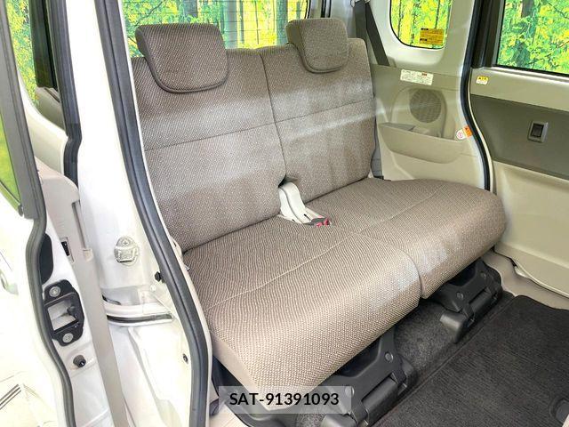 Daihatsu TANTO 2018-05 7503180-8