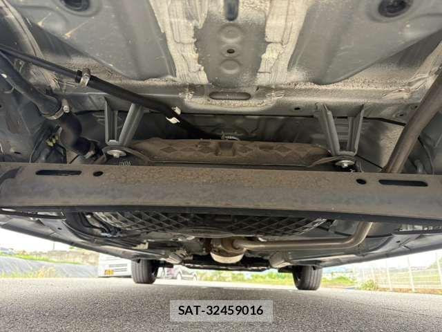 Daihatsu TANTO 2020-11 7510226-15