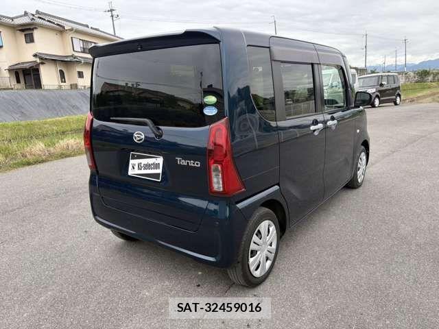 Daihatsu TANTO 2020-11 7510226-8