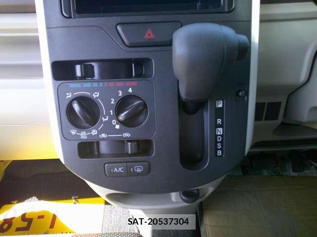 Daihatsu TANTO 2015-11 7503191-10