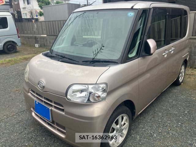Daihatsu TANTO 2010-01 7562969-0