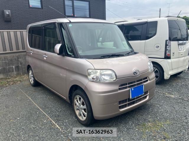 Daihatsu TANTO 2010-01 7562969-1